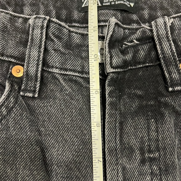 Zara High Waist Button Fly Distressed Hem Jeans | 2 | Black - Picture 5 of 6